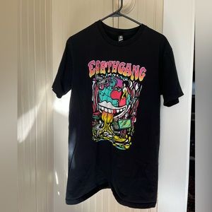 FINAL DAY BEFORE GOODWILL! Earthgang Concert Tee